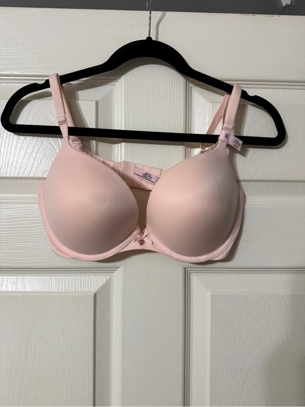 Victoria's Secret Pale Pink Lightly Padded T-Shirt Bra